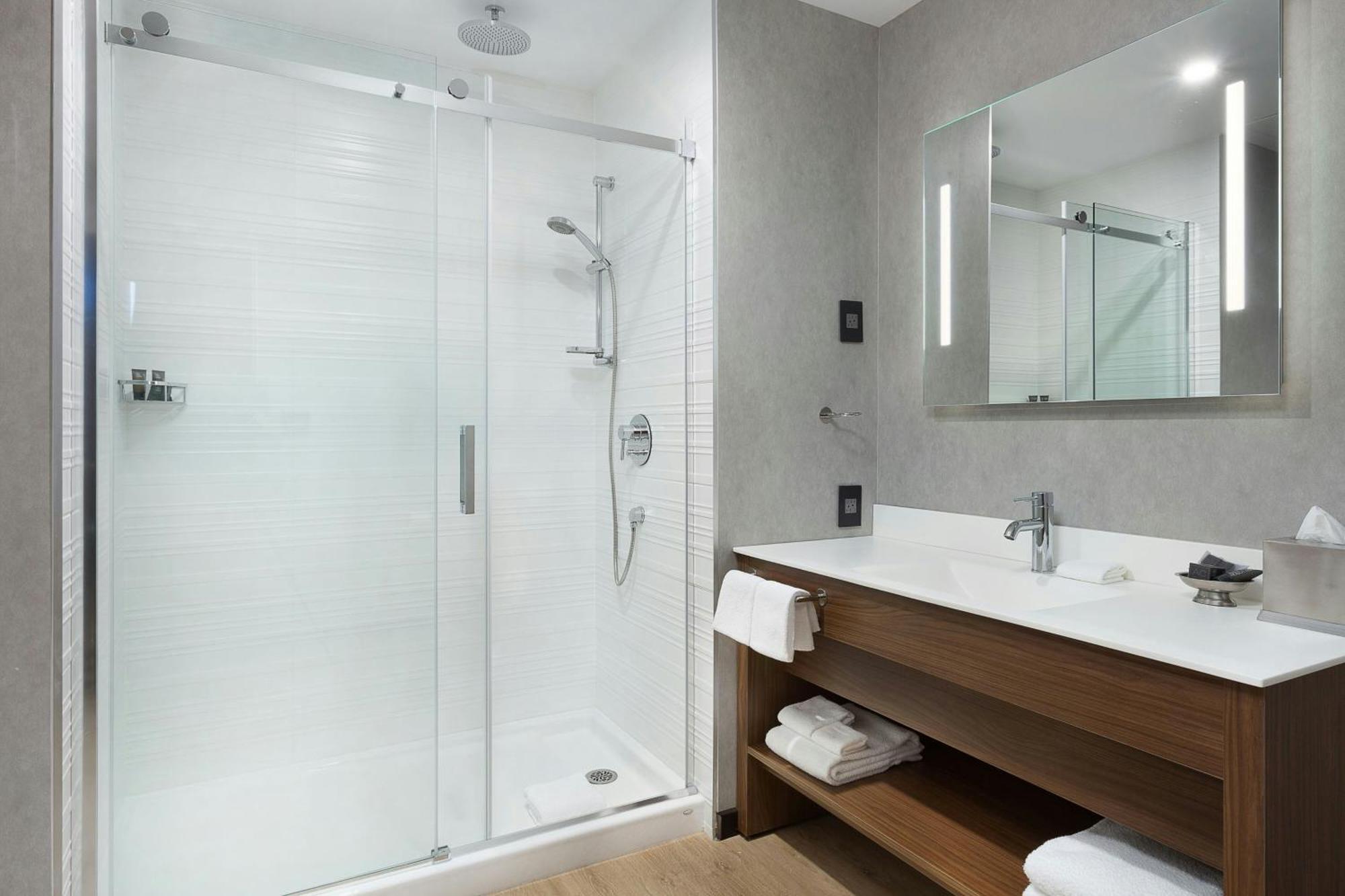 Ac Hotel By Marriott Ottawa Downtown Bagian luar foto